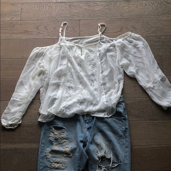 Tops - White Lacey boho chic top